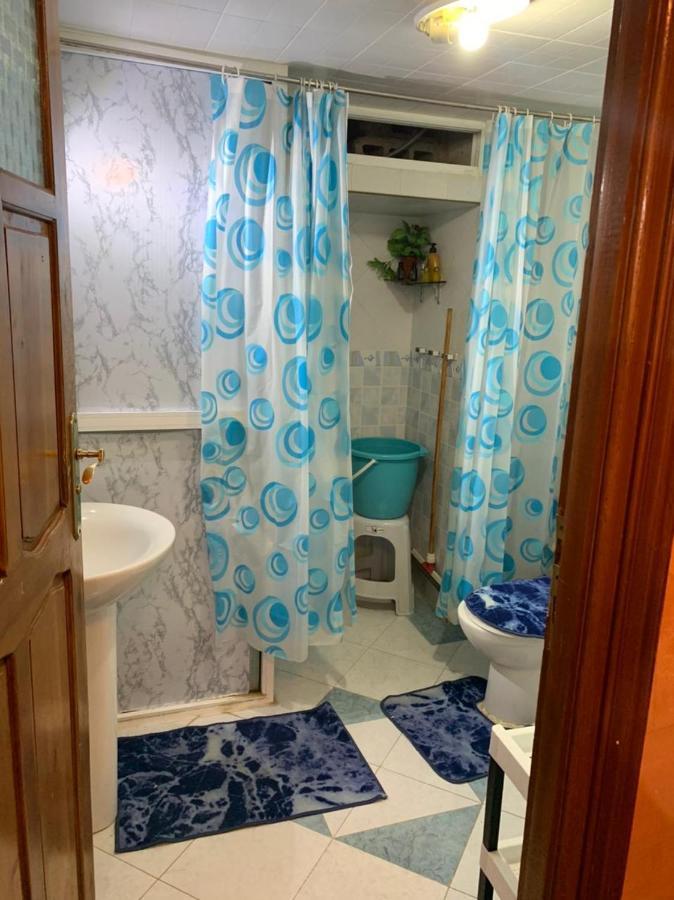 Cozy Home In אזרו מראה חיצוני תמונה